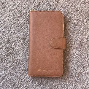 Michael Kors iPhone7+ leather case
